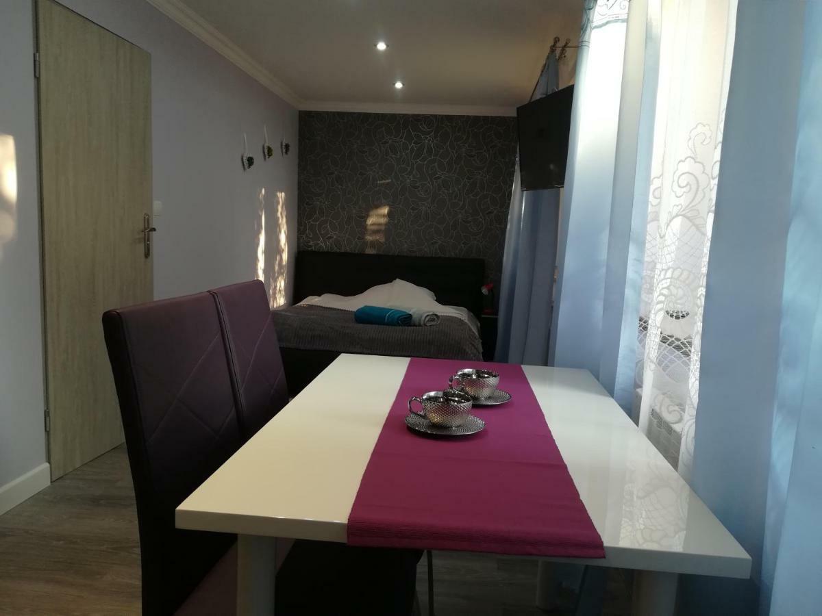 Apartamenty Kletowka Krosno Esterno foto