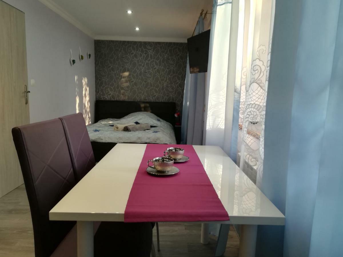 Apartamenty Kletowka Krosno Esterno foto